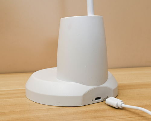 Lâmpada de mesa USB dobrável com comando táctil