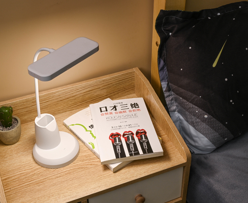 Lâmpada de mesa LED de controle táctil com 6500-8000K Temperatura de cor 5W Potência 10 lâmpadas Lâmpadas de mesa pequenas