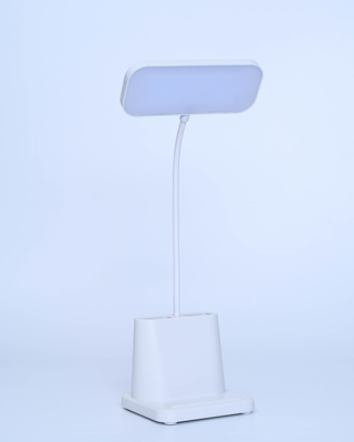 Lâmpada de mesa de quarto moderna com braço ajustável