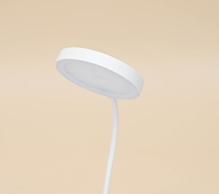 Lâmpada de mesa de carregamento LED de 10 lâmpadas com controle táctil e 26 kg de peso do pacote