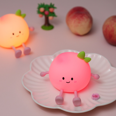 2024 Nova Lâmpada de Noite de Forma de Pêssego Soft Silicone 7 Cores Mudança de Cuidados Oculares Luz Noturna Para Crianças Presentes Lâmpada de Mesa