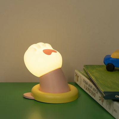 Lâmpada de noite criativa de garra de gato carregamento USB presente de aniversário bonito e bonito presente prático de menina silicone Patting luz