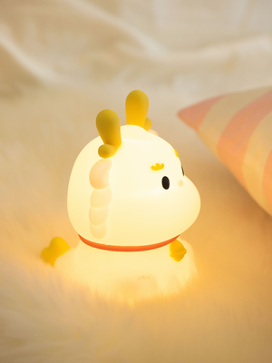 Voz inteligente Dragão Carregamento com Dormir Silicone Pat Creative Night Light Regalo Atmosfera colorida Luz