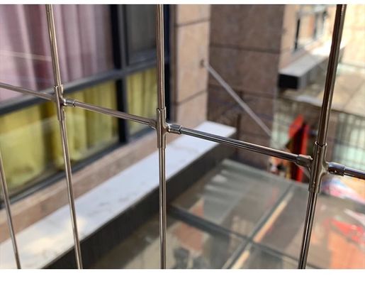 Grelha de segurança de varanda personalizável feita de aço Estrutura de fio 316 Grau e construção de fio 316 fio 3 7 com revestimento de teflon 2.0mm