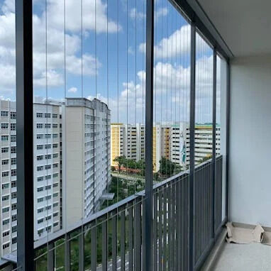 Balcão Grelha Invisível solução de segurança de malha transparente que combina durabilidade e apelo estético para edifícios modernos