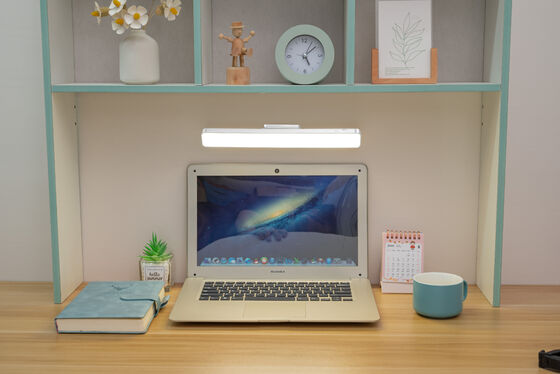 Luminária de leitura com dimerização contínua recarregável por USB, design moderno, iluminação magnética suspensa para armário, luzes de parede giratórias recarregáveis