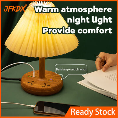 Lâmpada de escritório com portão de carregamento USB