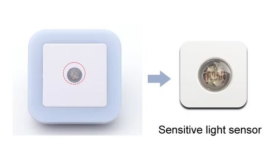 2700K Plug branco quente na lâmpada de luz noturna Incluindo tensão do sensor de luz